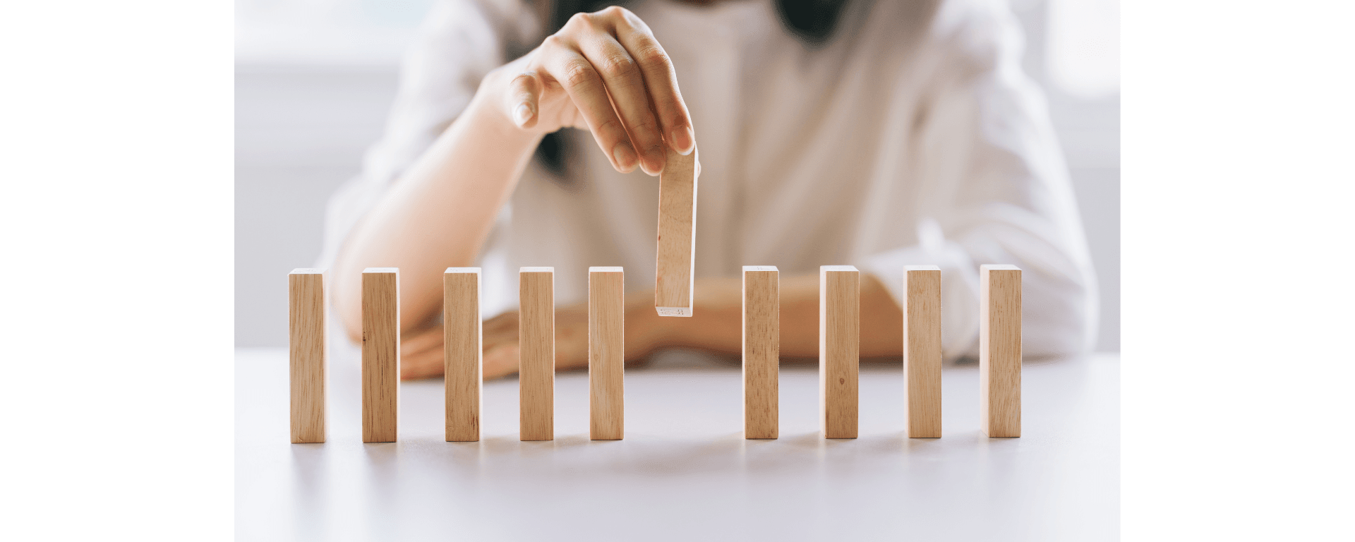 Dubai company registration for Italians